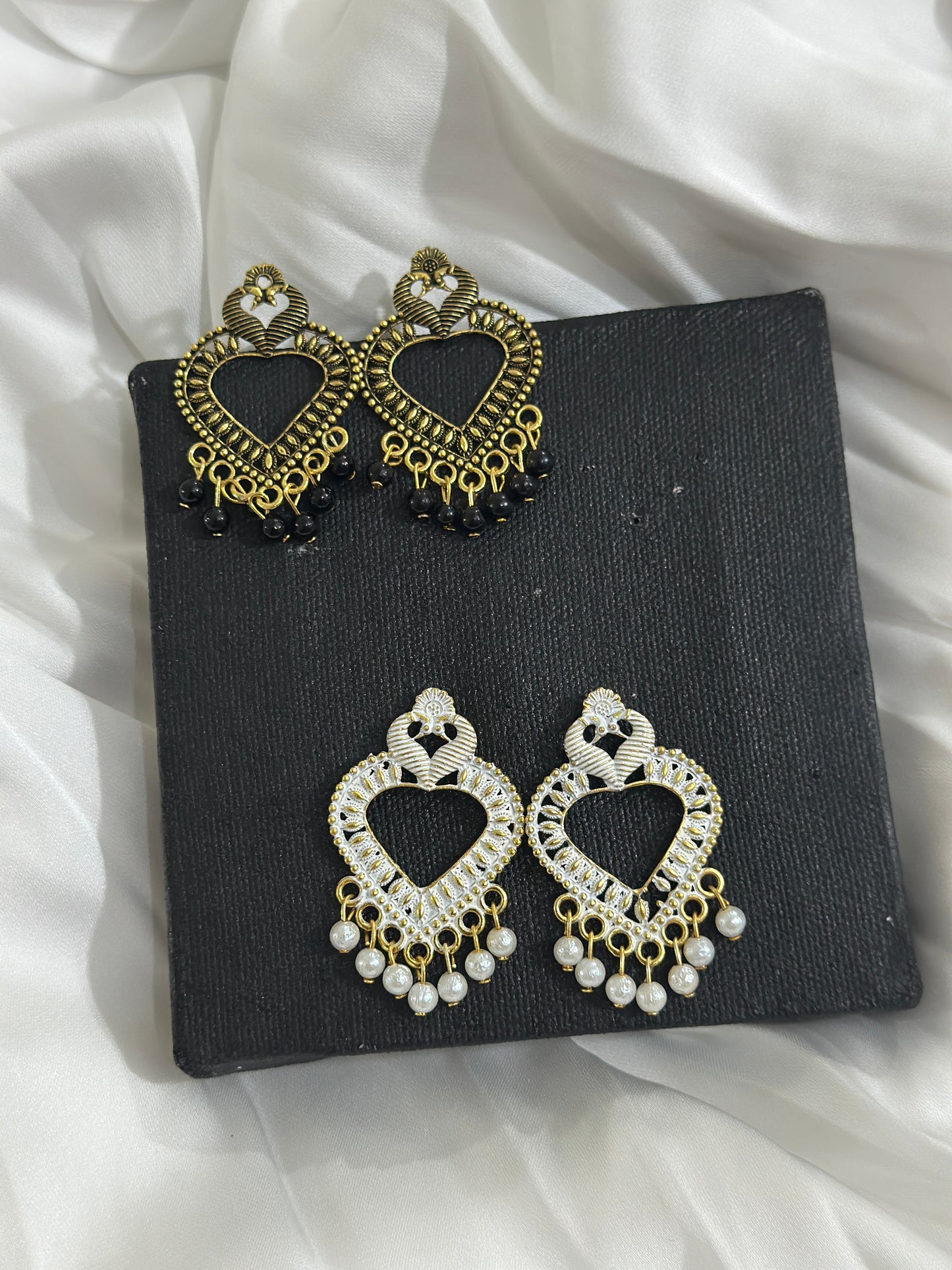 Heart jhumka white