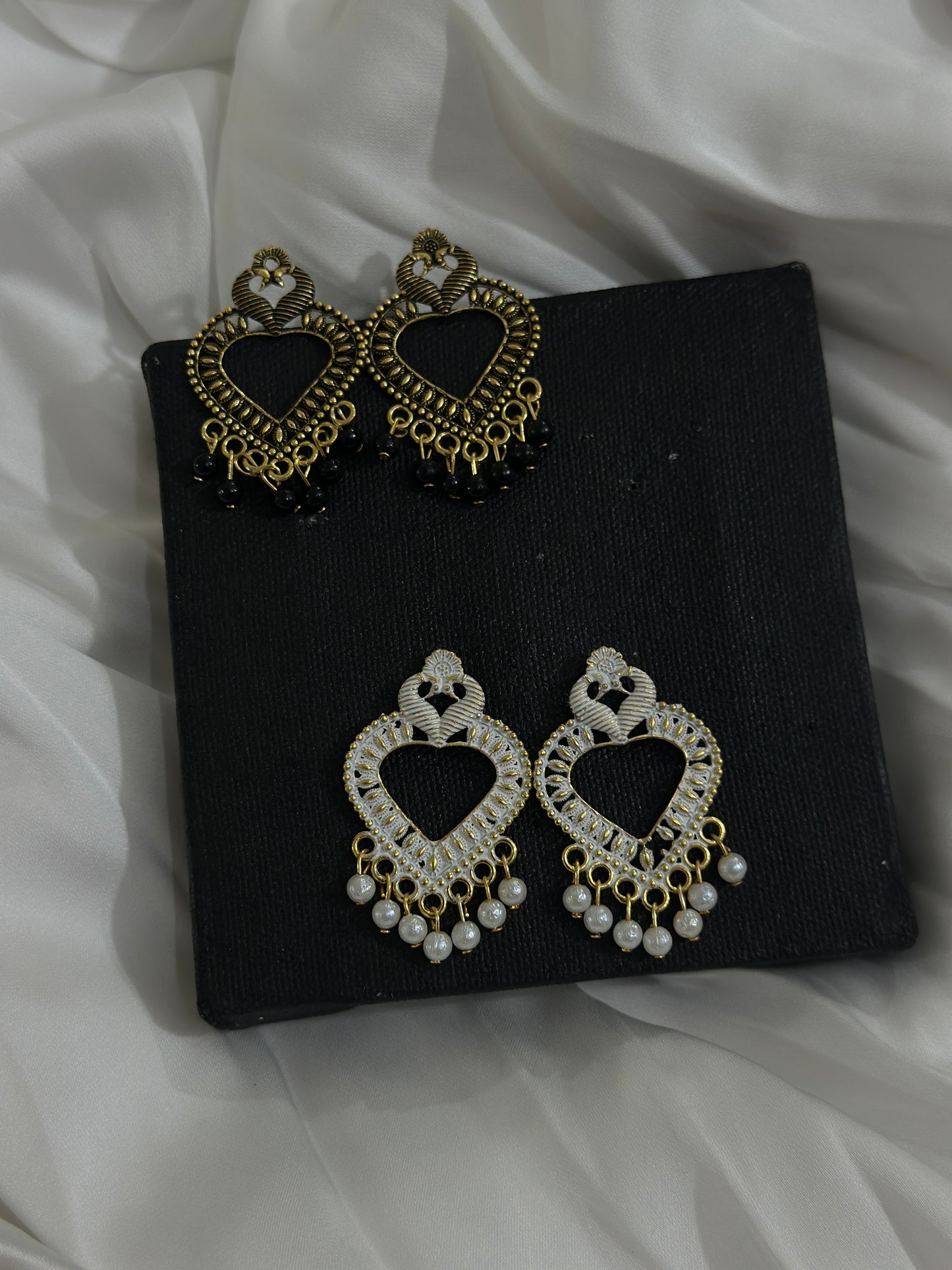 Heart jhumka white