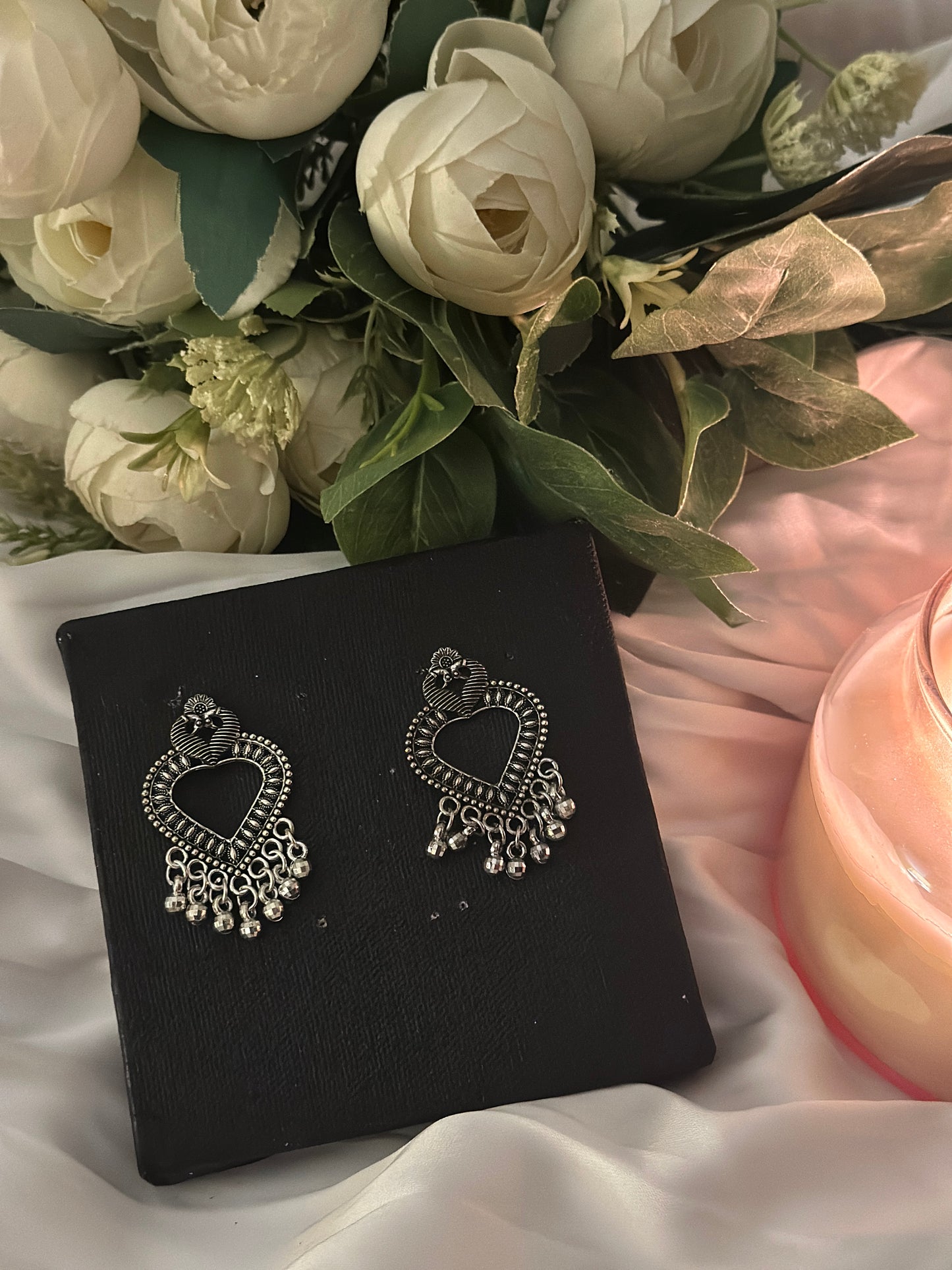 Oxidized heart earings