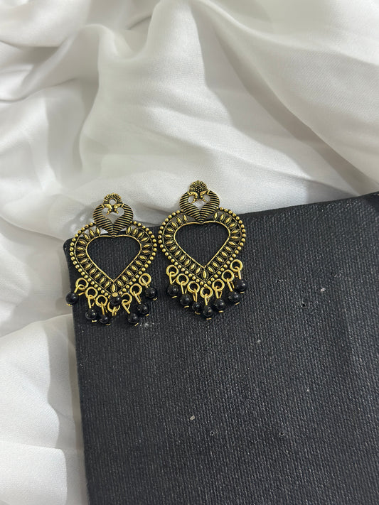 Heart jhumka black